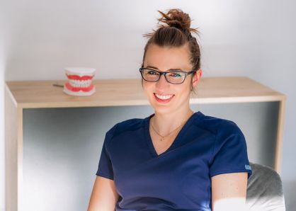 " Jak wybielanie i infiltracja żywicą ICON mogą zmienić życie pacjenta ?  Skuteczne leczenie białych plam na zębach "