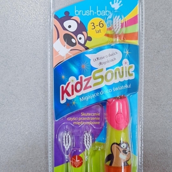 Szczoteczka  brush-baby 3-6 lat